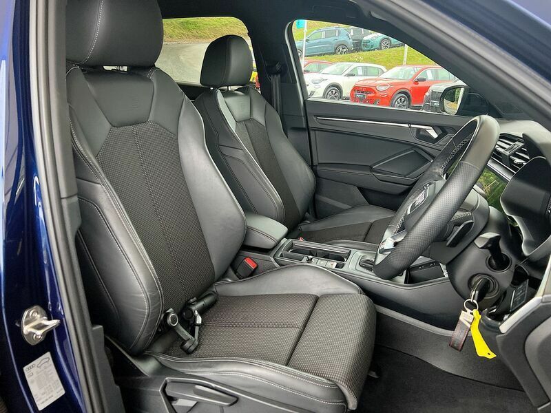 Audi Q3 Q3 Technik 35 Tfsi Mhev S-a Silver #35