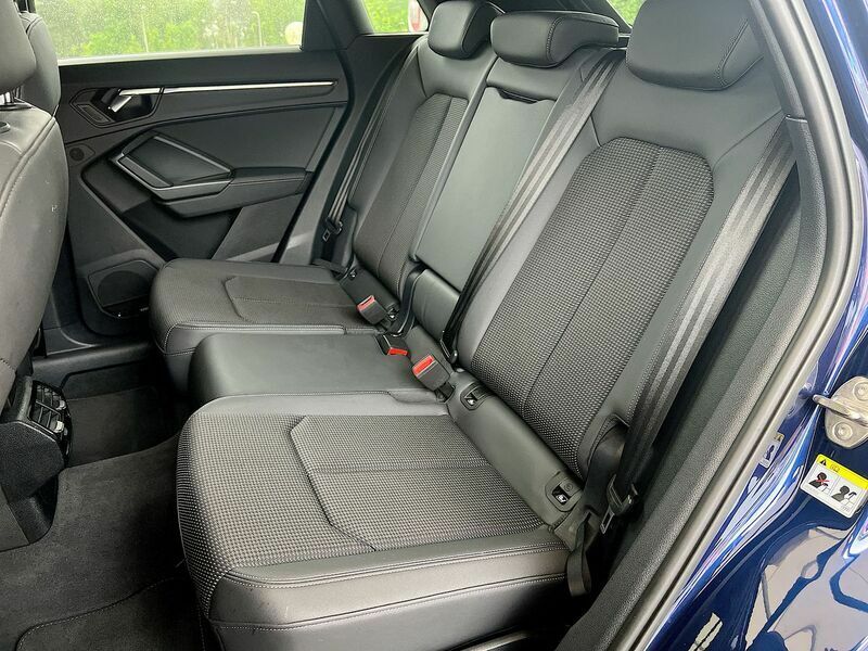 Audi Q3 Q3 Technik 35 Tfsi Mhev S-a Silver #37