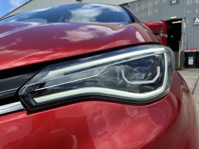 Renault Zoe E R135 Ev50 52Kwh Iconic Rapid Charge #23