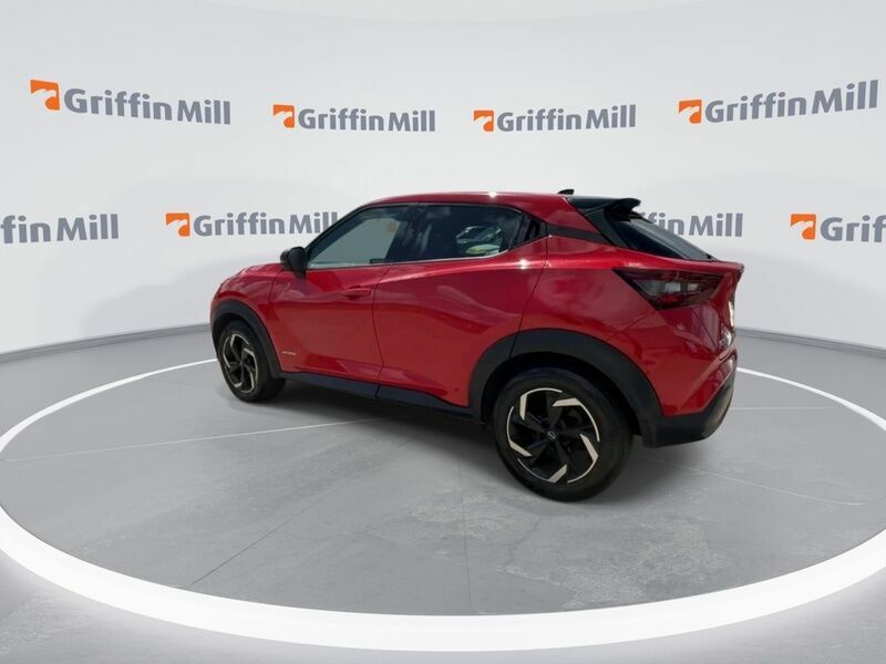 Nissan Juke 1.6 N-connecta Suv Hybrid Euro 6 Red #6