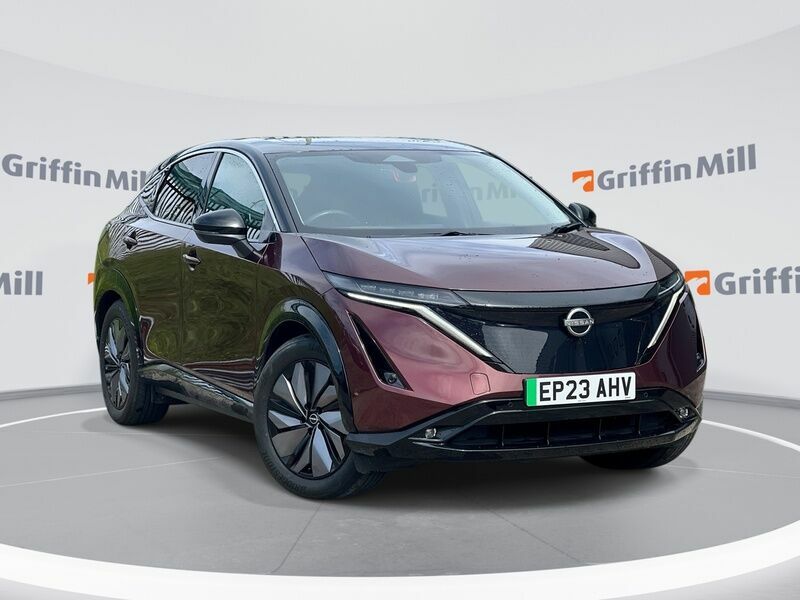 Nissan Ariya 63Kwh Evolve Suv 7.4Kw Charger Red