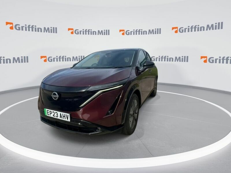 Nissan Ariya 63Kwh Evolve Suv 7.4Kw Charger Red #2
