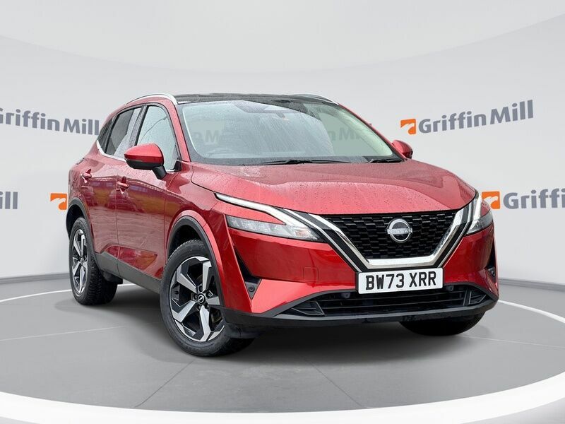 Nissan Qashqai 1.3 Dig-t Mhev N-connecta Suv Hybrid Ma Red