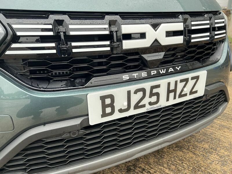 Dacia Sandero Journey Black #25