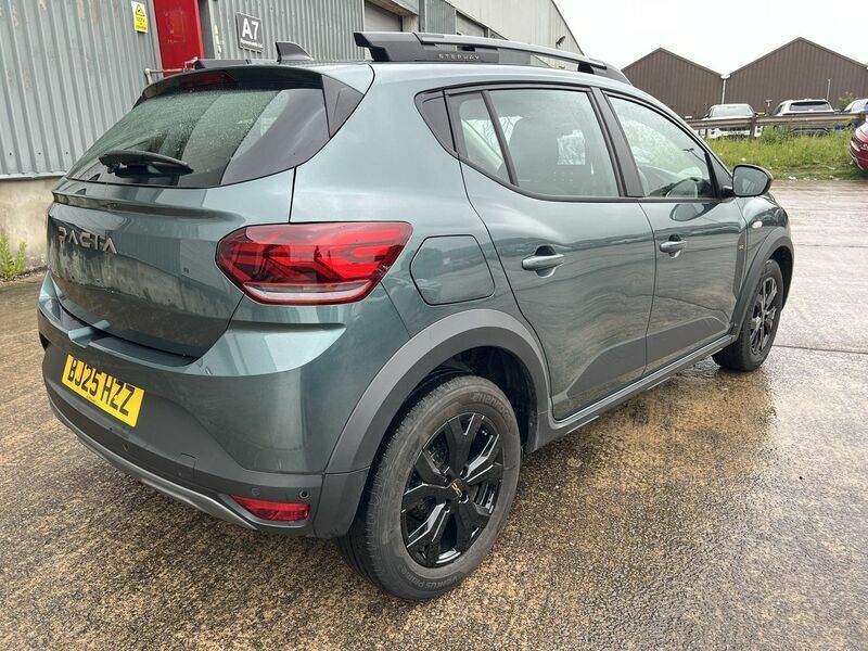 Dacia Sandero Journey Black #15