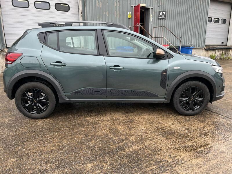 Dacia Sandero Journey Black #16