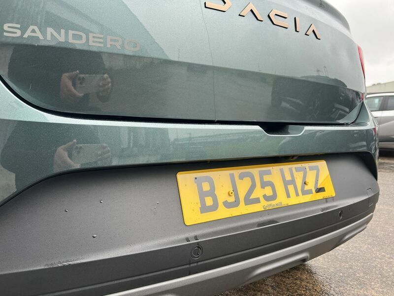 Dacia Sandero Journey Black #30