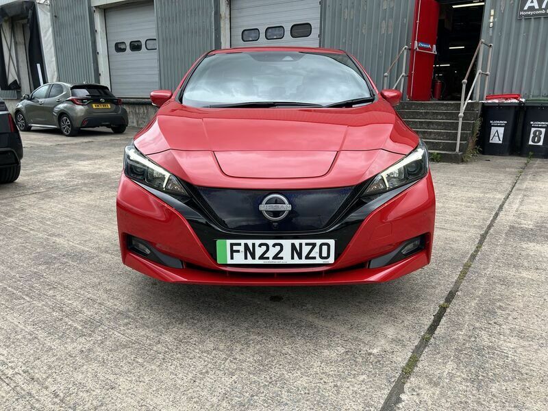 Nissan Leaf 39Kwh N-connecta Hatchback 150 Red #6