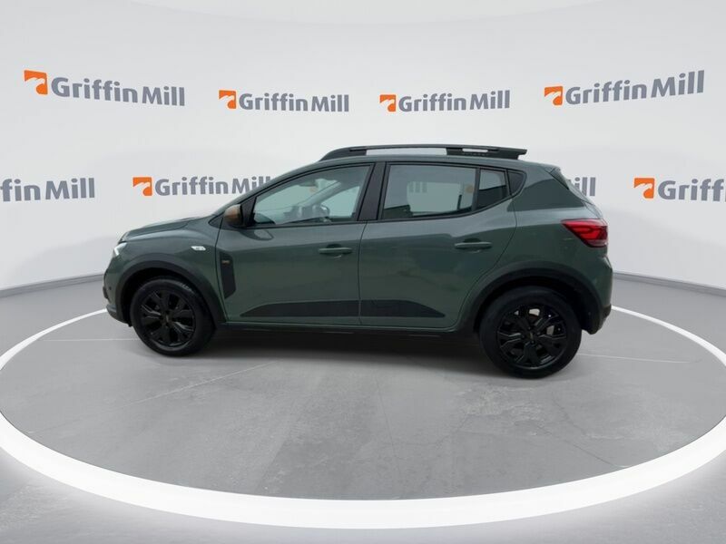 Dacia Sandero 1.0 Tce Extreme Hatchback Euro 6 Green #4