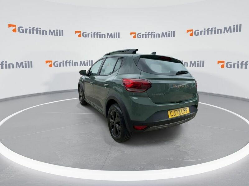 Dacia Sandero 1.0 Tce Extreme Hatchback Euro 6 Green #5