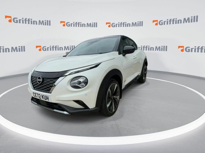 Nissan Juke 1.6 Tekna Suv Hybrid Euro 6 143 CE72KUH Black #4