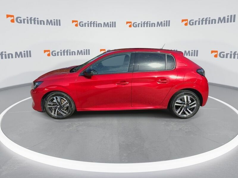 Peugeot 208 1.2 Puretech Allure Premium Hatchback Red #3