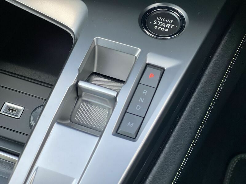 Peugeot 408 1.2 Puretech Allure Premium  #57