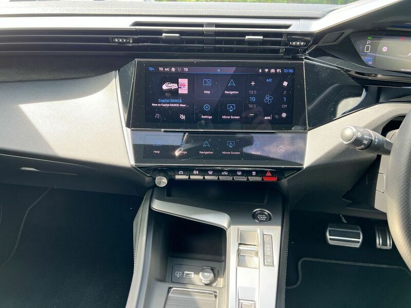 Peugeot 408 1.2 Puretech Allure Premium  #50