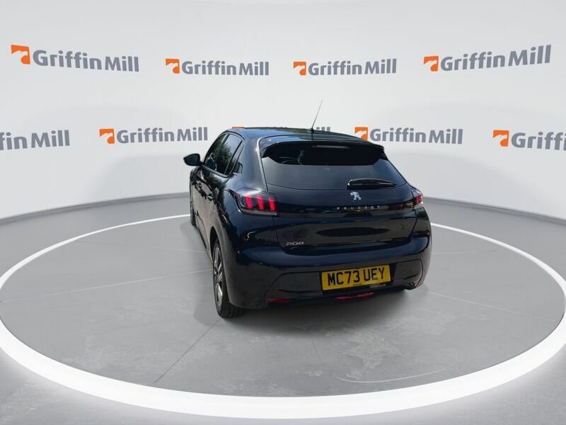 Peugeot 208 1.2 Puretech Allure Premium Hatchback Black #6