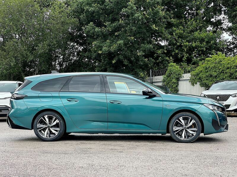 Peugeot 308 1.2 Puretech Allure Premium Eat Red #14