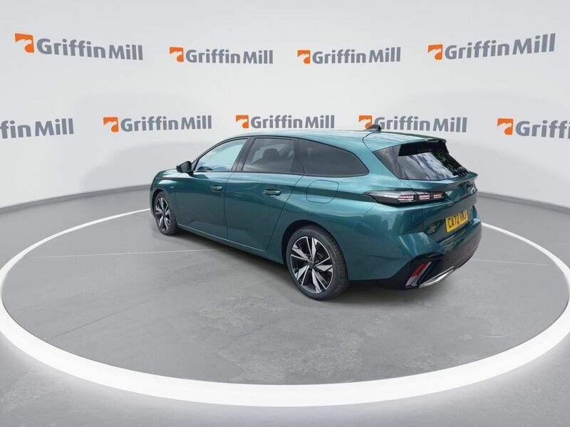 Peugeot 308 1.6 12.4Kwh Allure Estate Plug-in Hybri Blue #4