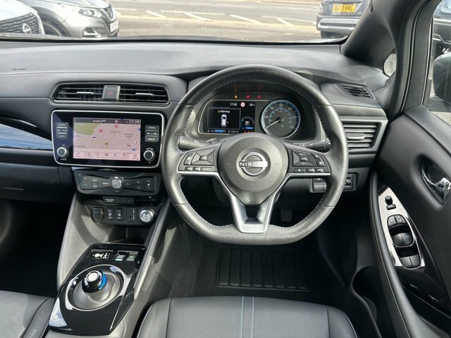 Nissan Leaf 160Kw E N-connecta 59Kwh Black #14