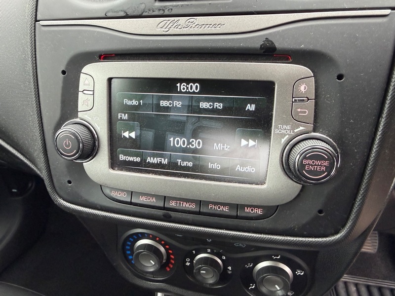 Alfa Romeo MiTo Quadrifoglio Verde Black #13