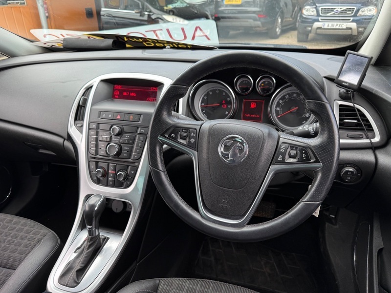 Vauxhall Astra GTC Coupe Grey #8