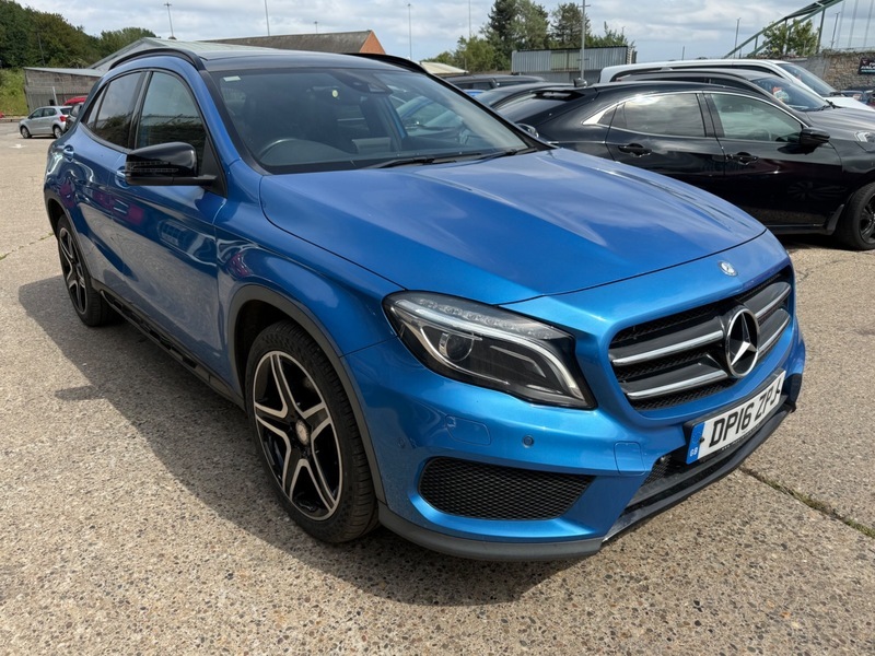 Mercedes-Benz GLA Class Gla 220 D 4Matic Blue