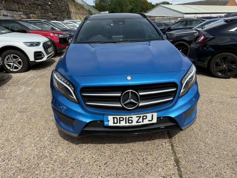 Mercedes-Benz GLA Class Gla 220 D 4Matic Blue #2