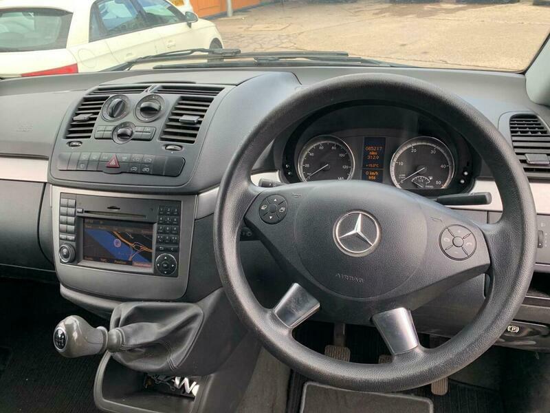Mercedes-Benz Viano Ambiente 2.1 Cdi Extra Black #12
