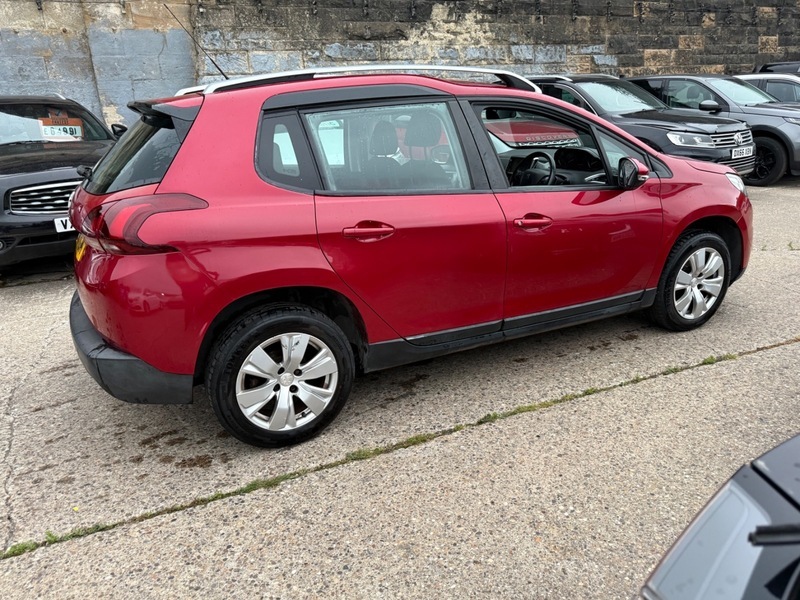 Peugeot 2008 Petrol White #7