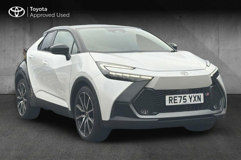 Toyota C-Hr 2.0 Vvt 13.6Kwh Gr Sport Suv Plug-in Hy White