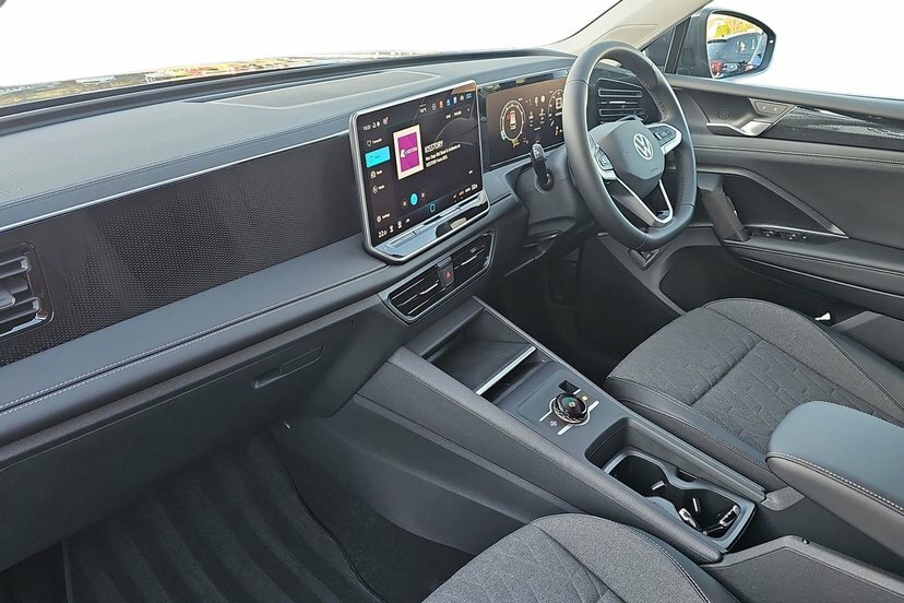 Volkswagen Tiguan 1.5 Etsi Mhev Match Suv Hybrid Dsg 150 DF75ONM Grey #2