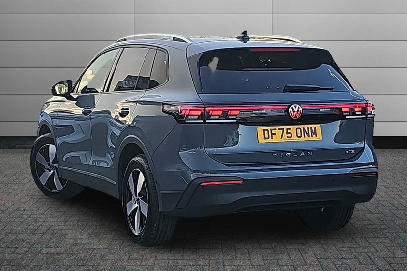 Volkswagen Tiguan 1.5 Etsi Mhev Match Suv Hybrid Dsg 150 DF75ONM Grey #3