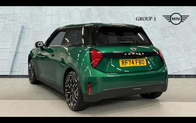 Mini Hatch Cooper E RF74FBO Green #2