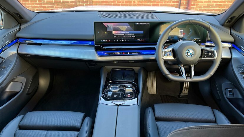 BMW i5 I5 Edrive40 M Sport Pro Saloon White #4