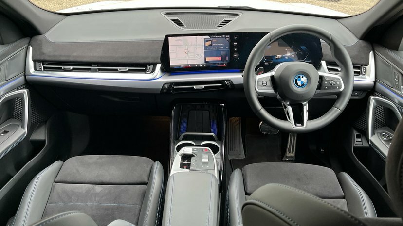 BMW iX2 Ix2 Xdrive30 M Sport RJ74UMG White #4