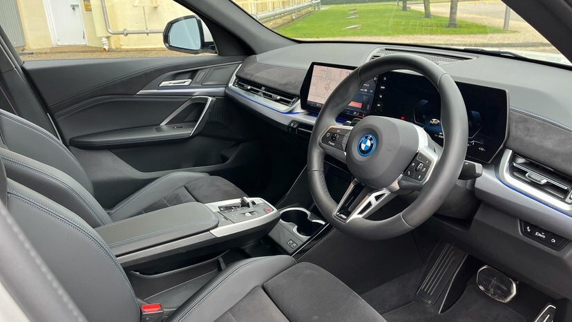 BMW iX2 Ix2 Xdrive30 M Sport RJ74UMG White #6