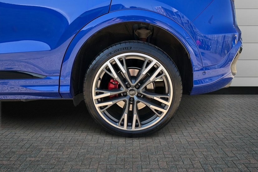Audi Q5 2.0 Tdi Edition 1 Sportback S Tronic Qu EA75FHL Blue #5