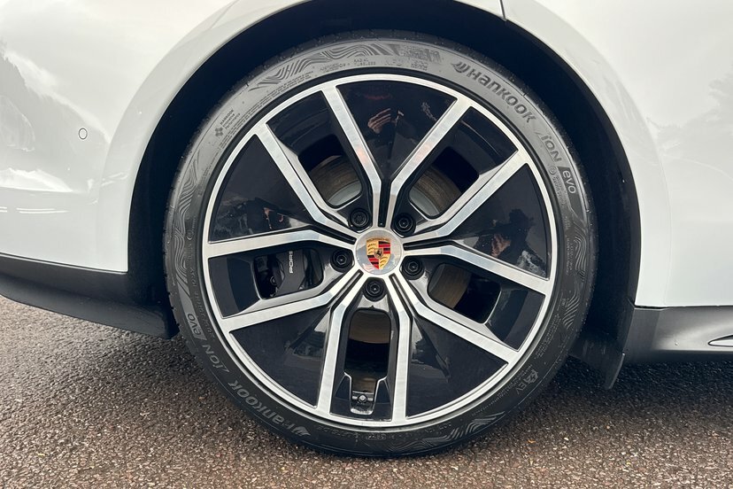 Porsche Taycan Performance Plus 105Kwh Black Edition Saloon E HT75BLV Grey #6