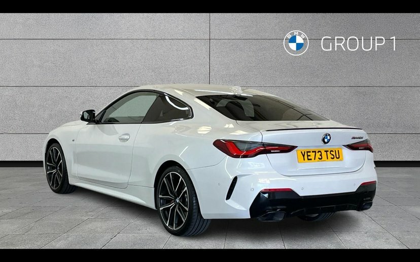 BMW 4 Series Gran Coupe M440d Xdrive Coupe White #2