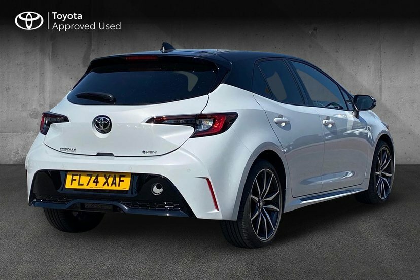 Toyota Corolla 1.8 Vvt-h Gr Sport Hatchback Hybrid Cvt FL74XAF Black #2