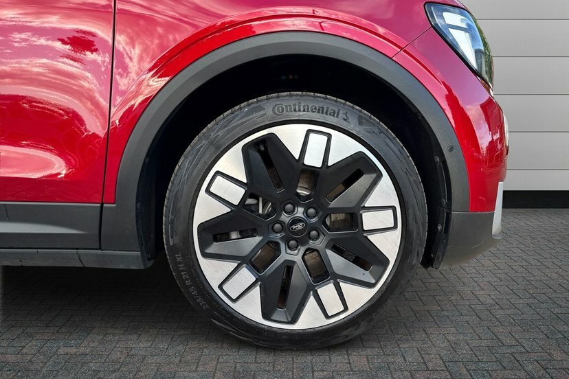 Ford Explorer Extended Range 79Kwh Premium Suv RO25YGR Red #5