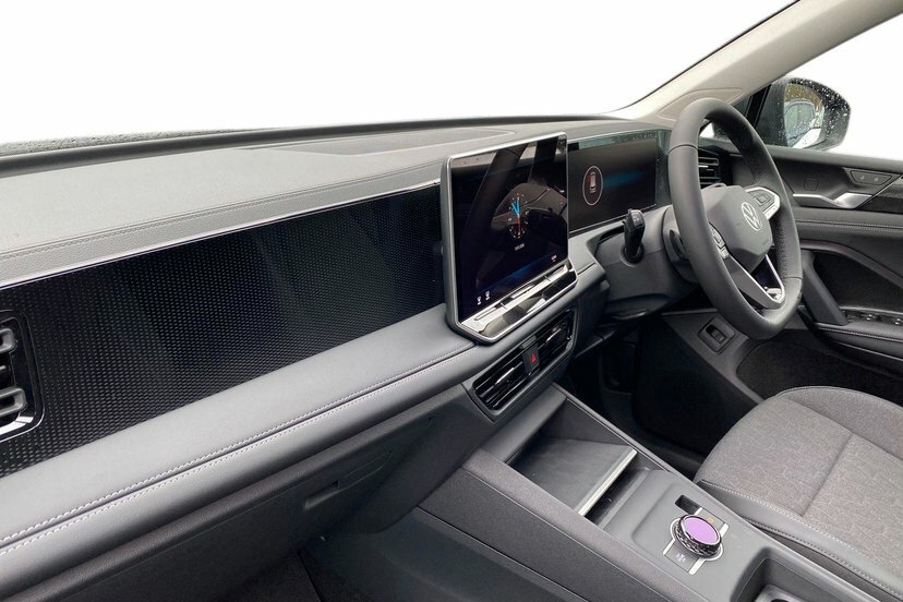 Volkswagen Tiguan 1.5 Etsi Mhev Match Suv Hybrid Dsg 130 WM75TYA Grey #2