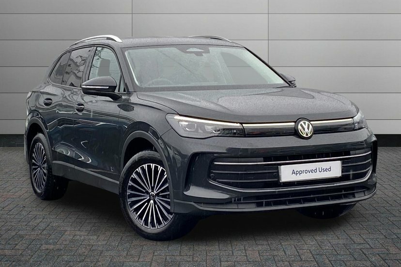 Volkswagen Tiguan 1.5 Etsi Mhev Match Suv Hybrid Dsg 130 WM75TYA Grey