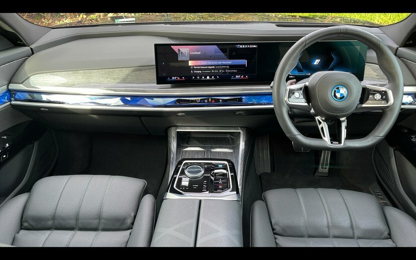 BMW i7 I7 Edrive50 M Sport GV25FFR Black #4