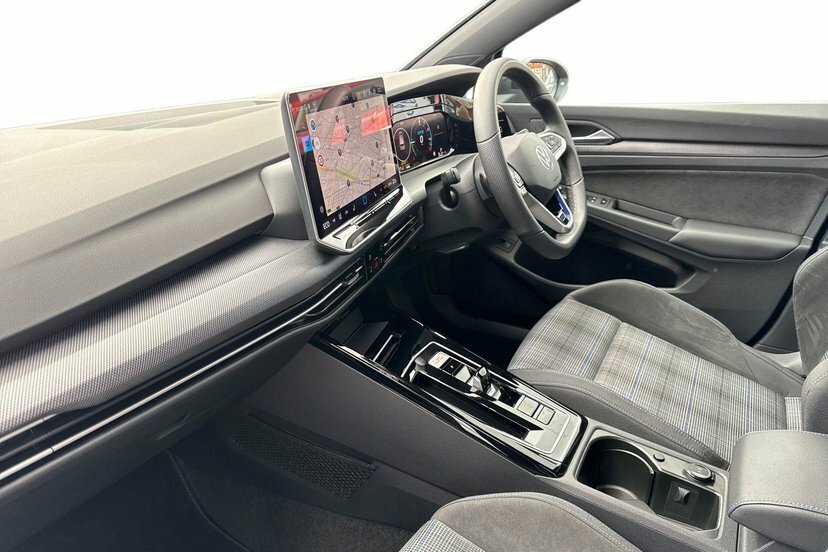 Volkswagen e-Golf 1.5 Tsi Ehybrid 19.7Kwh Gte Hatchback P Grey #2