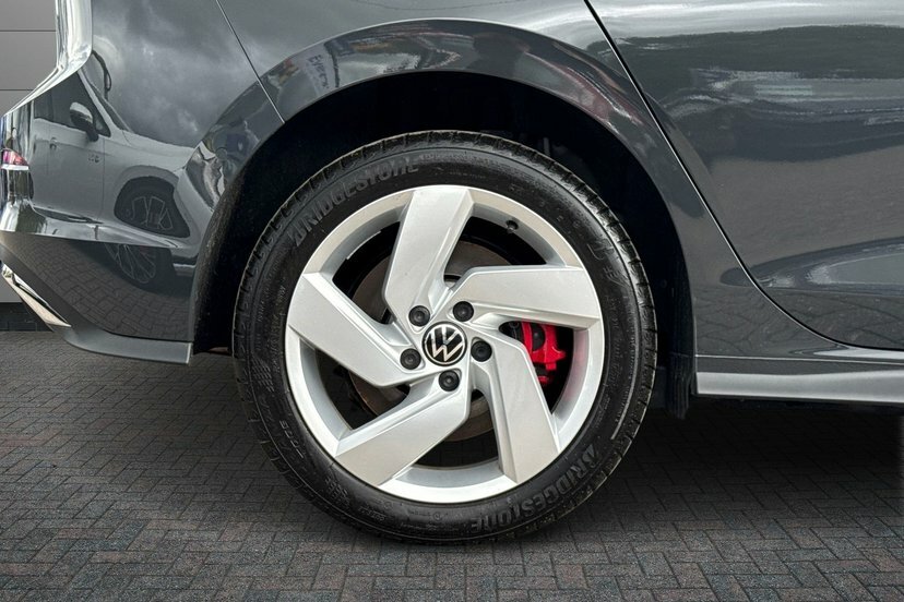 Volkswagen e-Golf 1.5 Tsi Ehybrid 19.7Kwh Gte Hatchback P Grey #5