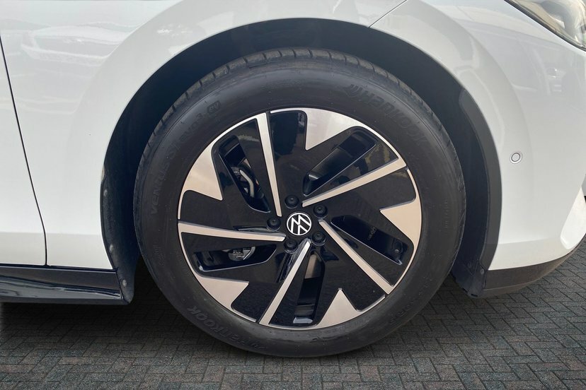 Volkswagen ID.7 Pro 77Kwh Match Plus Fastback 2 LL75MBY White #5