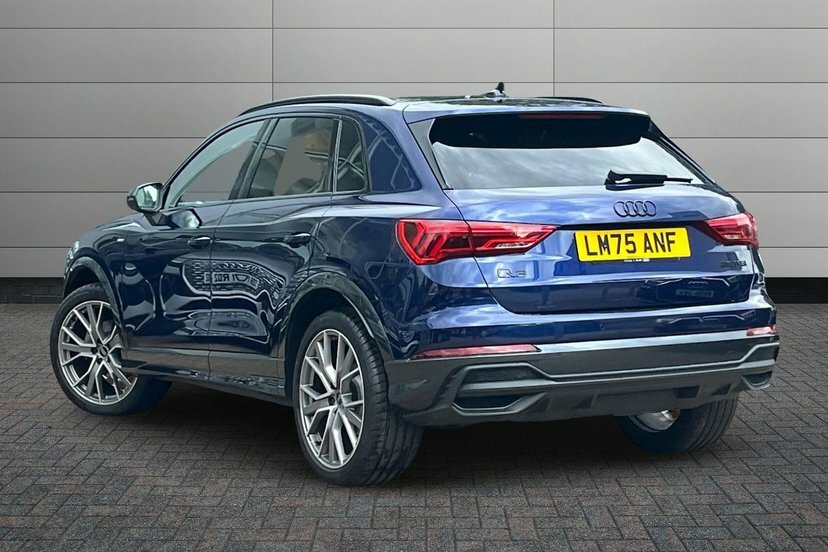 Audi Q3 1.5 Tfsi Cod 35 Black Edition Suv S Tro Blue #3