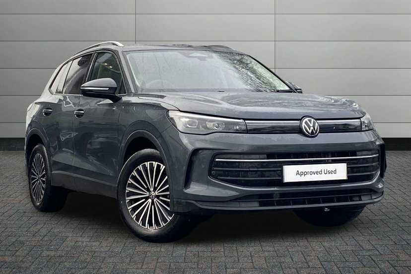 Volkswagen Tiguan 1.5 Etsi Mhev Match Suv Hybrid Dsg 150 MJ75FBK Grey