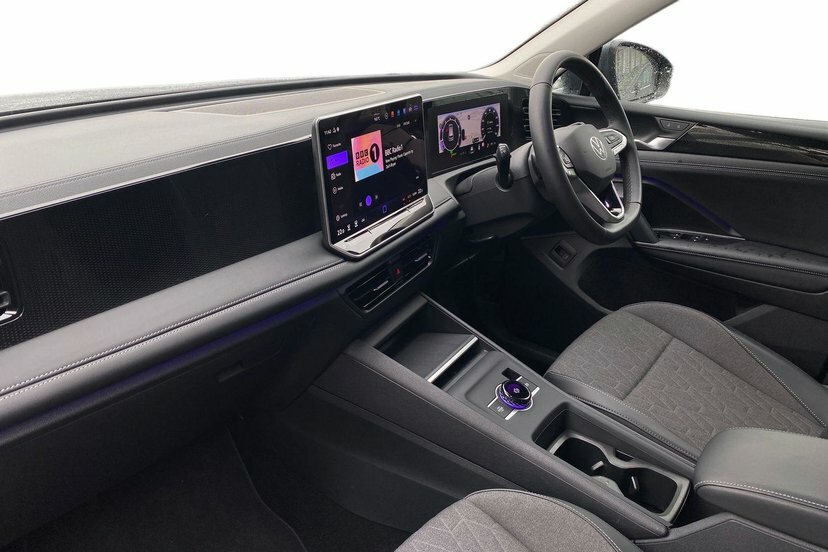 Volkswagen Tiguan 1.5 Etsi Mhev Match Suv Hybrid Dsg 150 MJ75FBK Grey #2