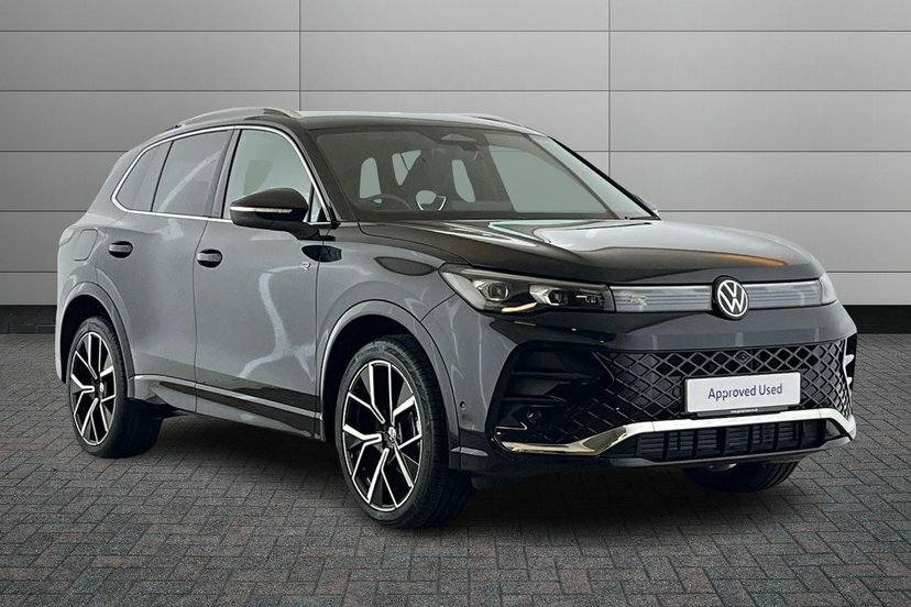 Volkswagen Tiguan 1.5 Etsi Mhev R-line Launch Edition Suv Black